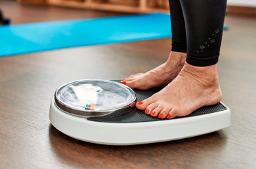 Как снижение веса помогает при недержании